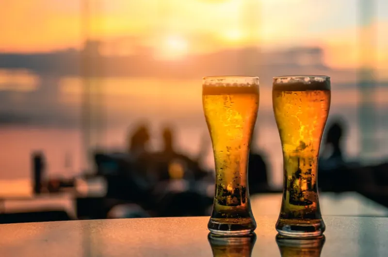 Van haven­terras tot lokaal gebrouwen bier: de kleine bierwereld van Monaco